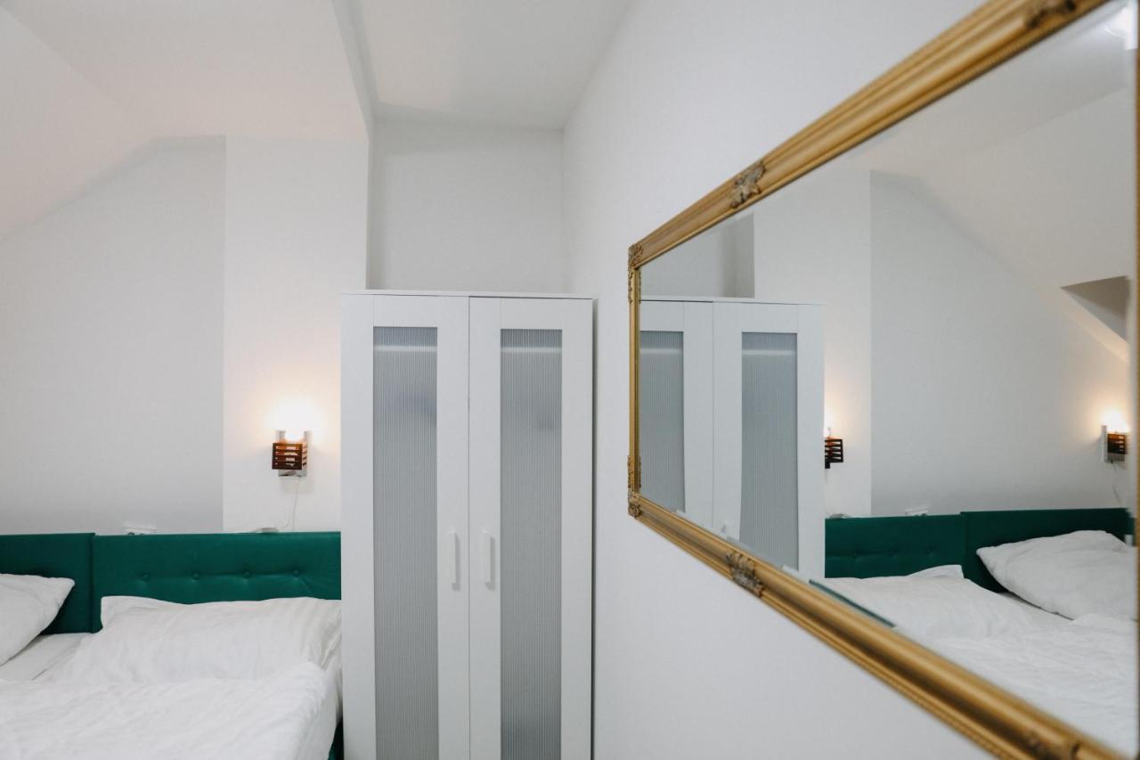 Hotel Oasis Teplice Exterior foto